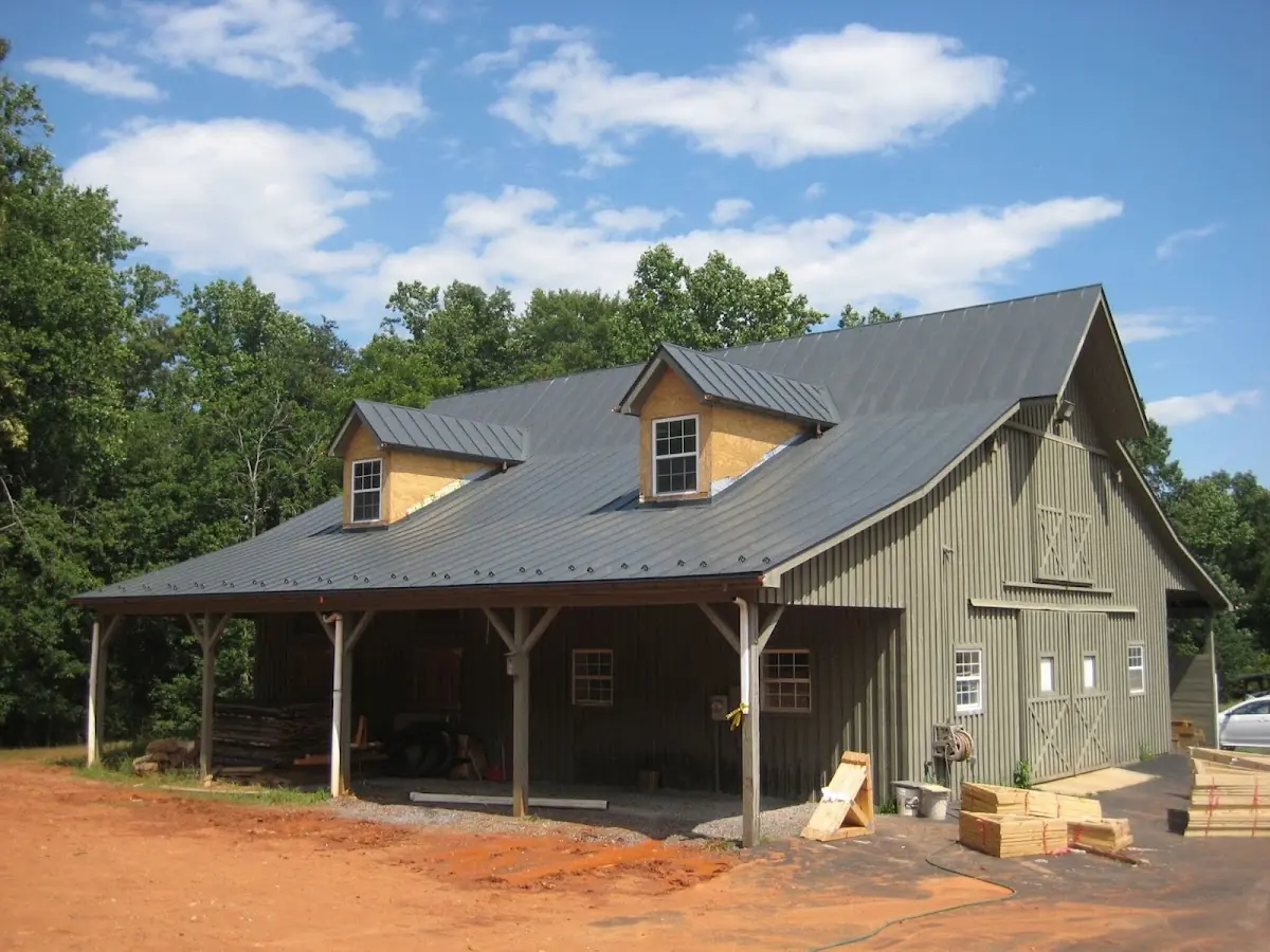 Expert Roof Coating workmanship in Downtown Ontario
